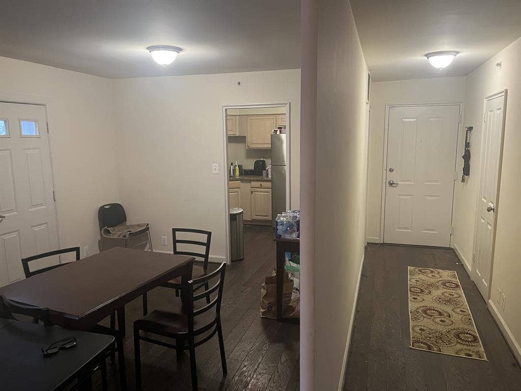 Private room from shared apartment
