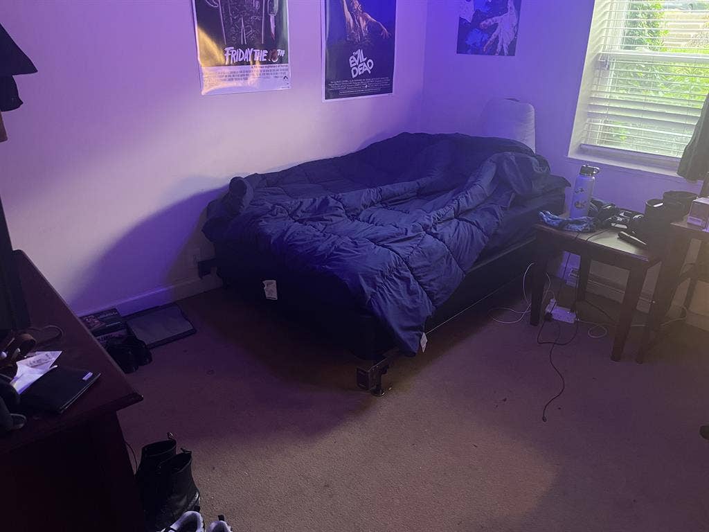 Private room from shared apartment
