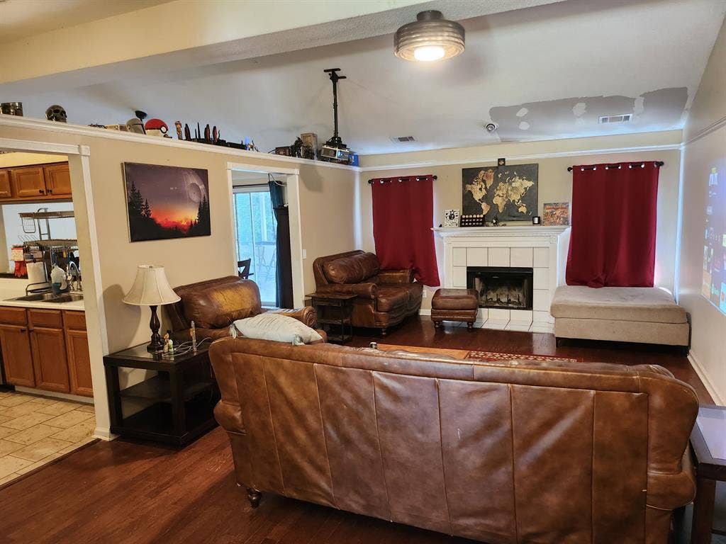 Furnished rooms in Richmond Hill