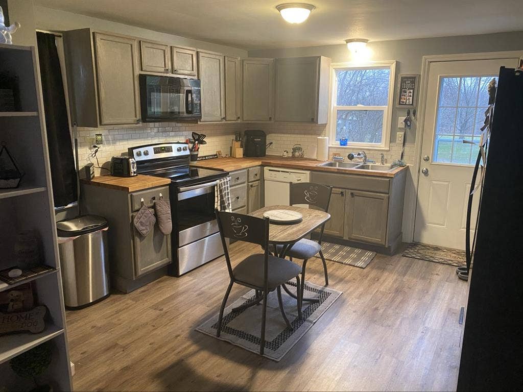 Fully Furnished room
