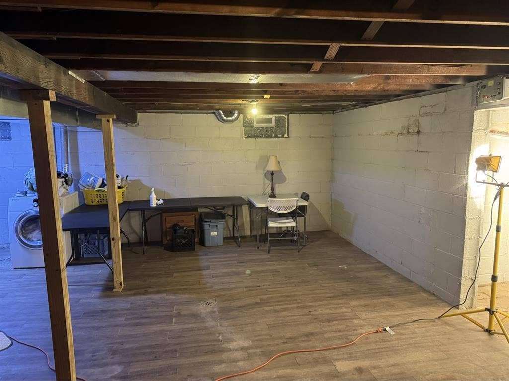 Fully Furnished room
