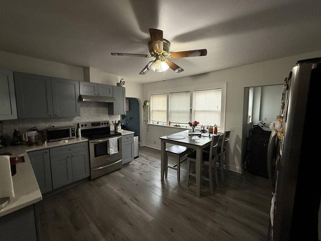 1 BR in a 3 BR apartment available