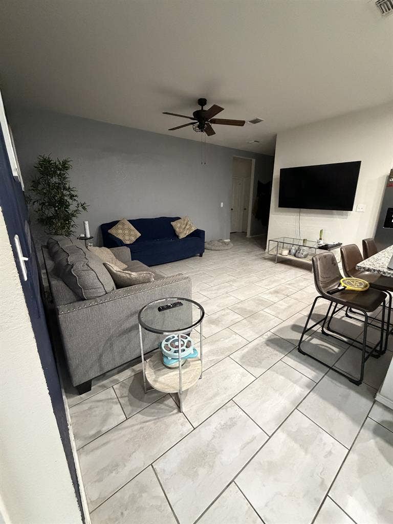 Private Room/ East Austin-6 Mo