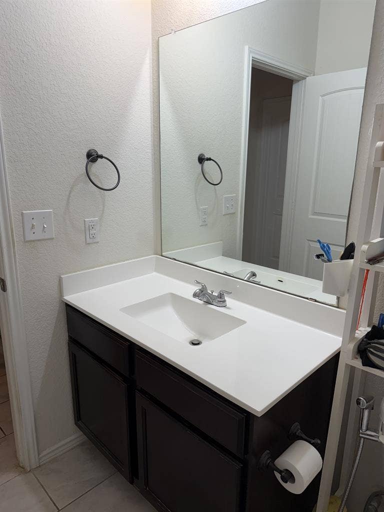 Private Room/ East Austin-6 Mo