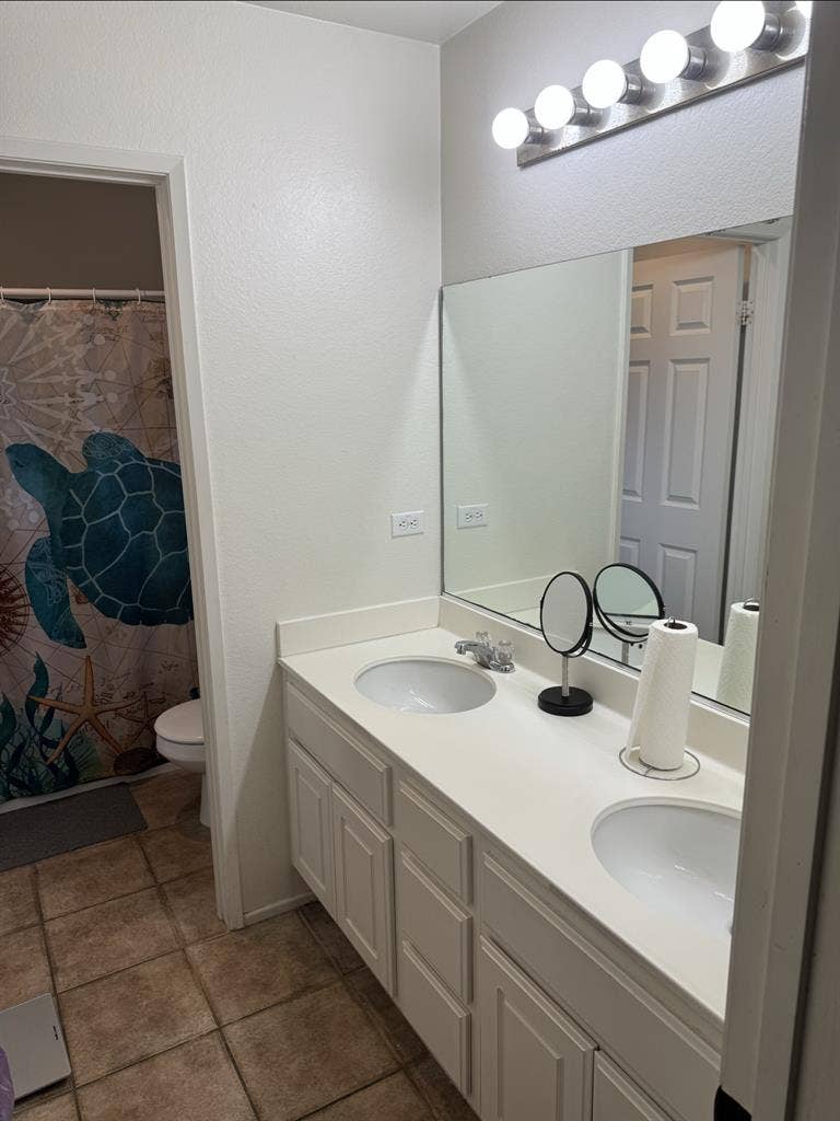 Furnished room for rent