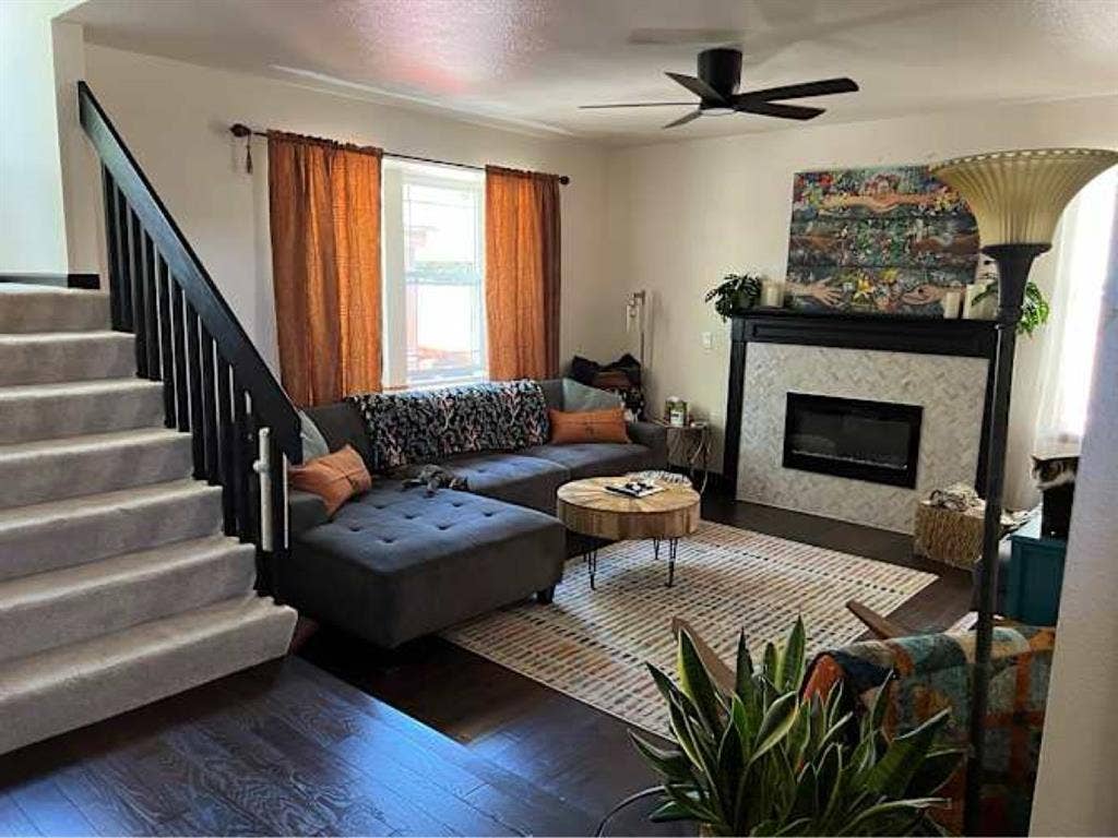 Roommate Wanted in Lovely Home!