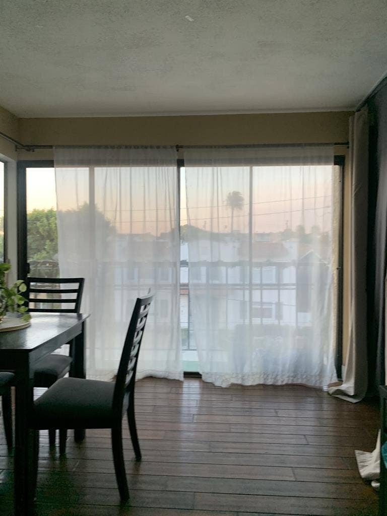 Shared Apartment CSULB students