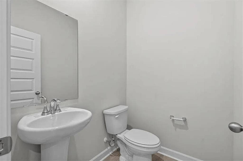 Seeking 2 Women Roommates ASAP!