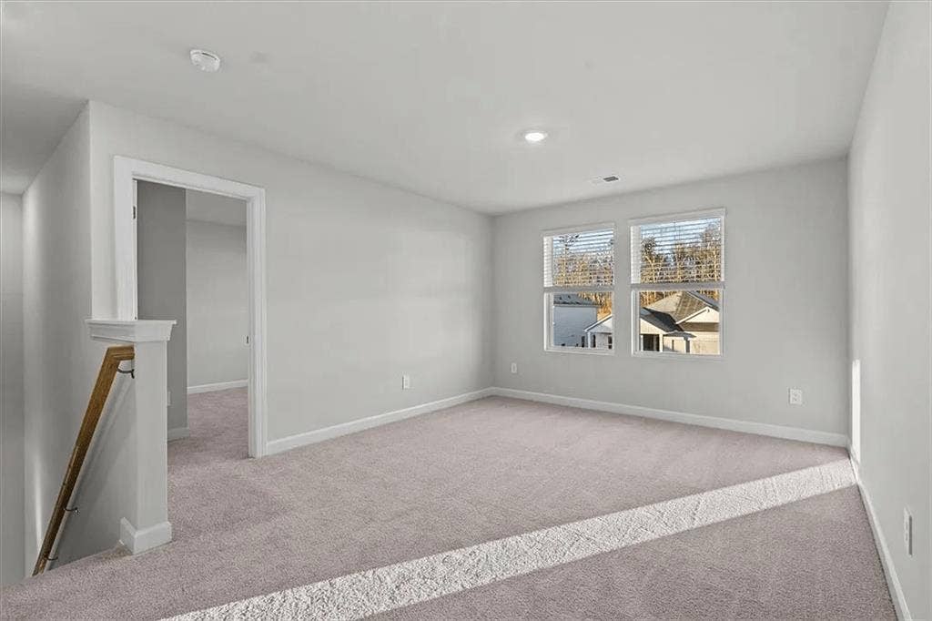 Seeking 2 Women Roommates ASAP!