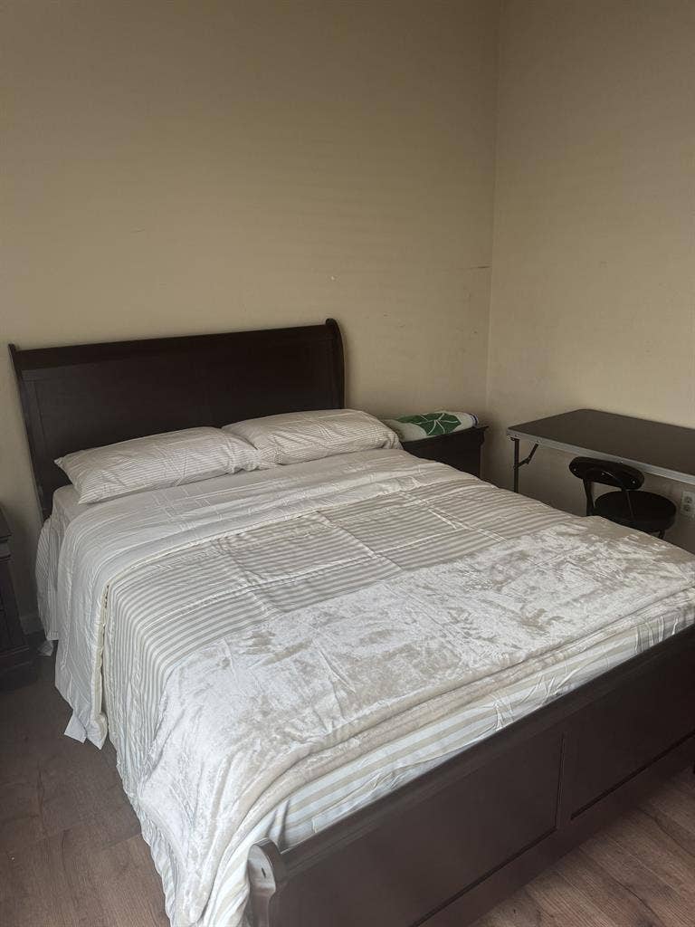 One bedroom furnished.