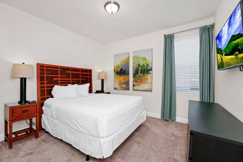 Affordable Luxury Private Bed& Bath