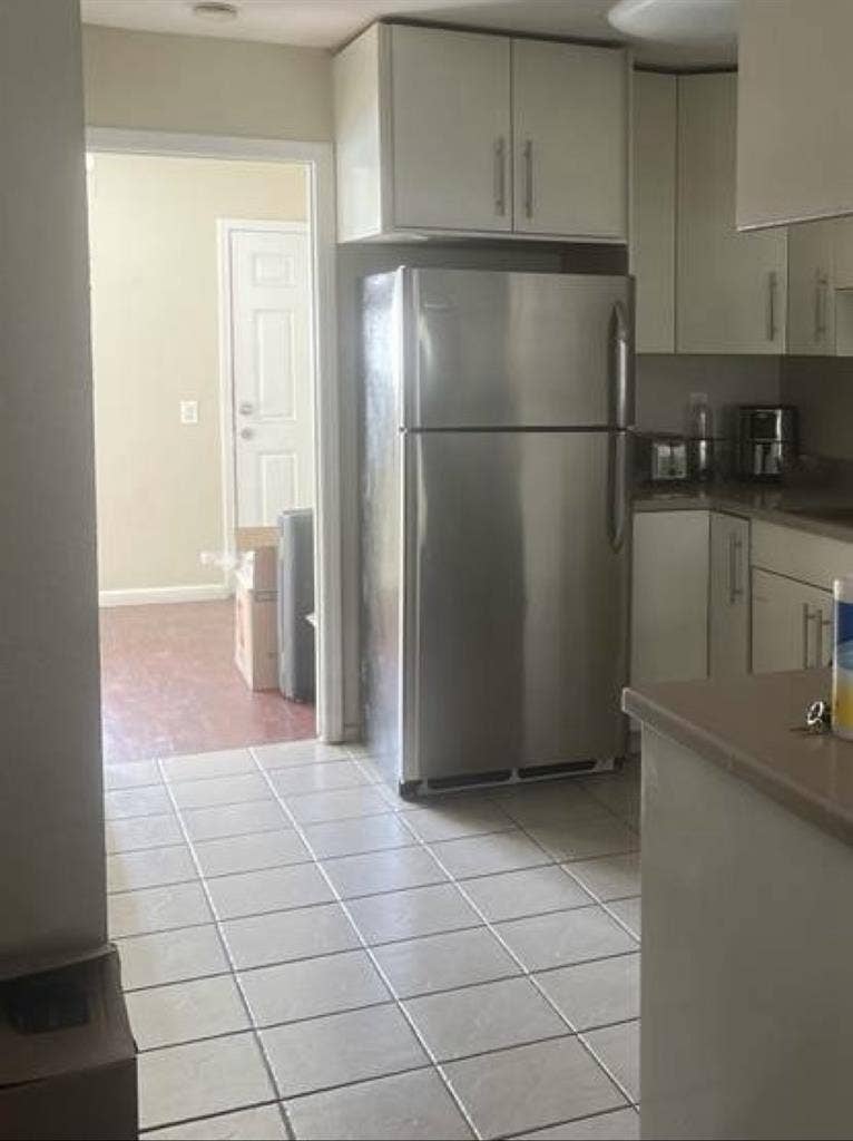 Single room for rent
