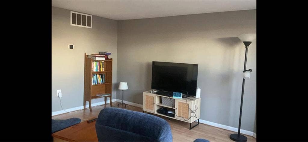 1 bed 1 bath available, 2 bath 2bed