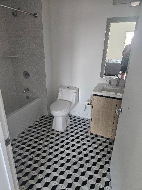 Single room with private bathroom.