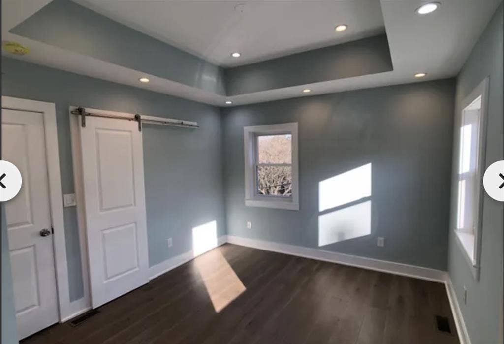 2 Rooms 1 Shared Ensuite Bath
