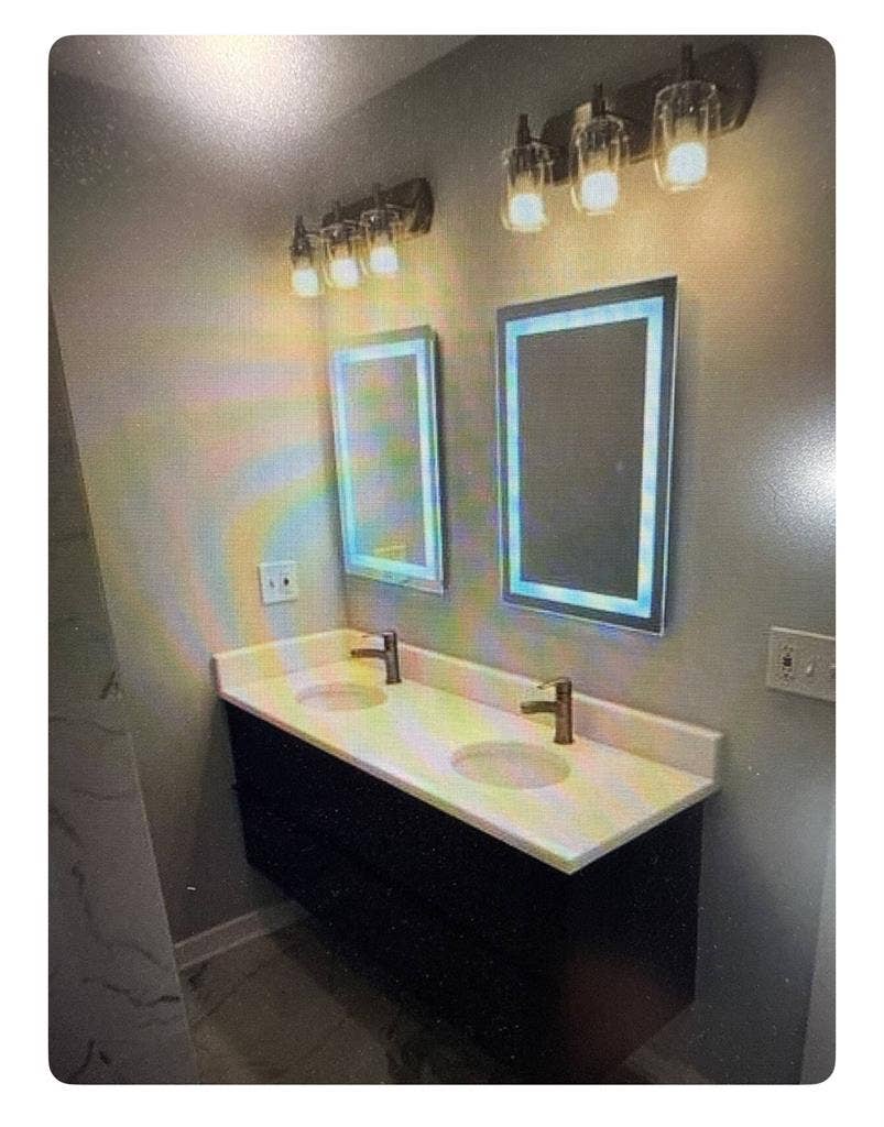 2 Rooms 1 Shared Ensuite Bath