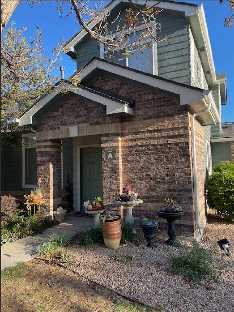 Beautiful large bedroom available