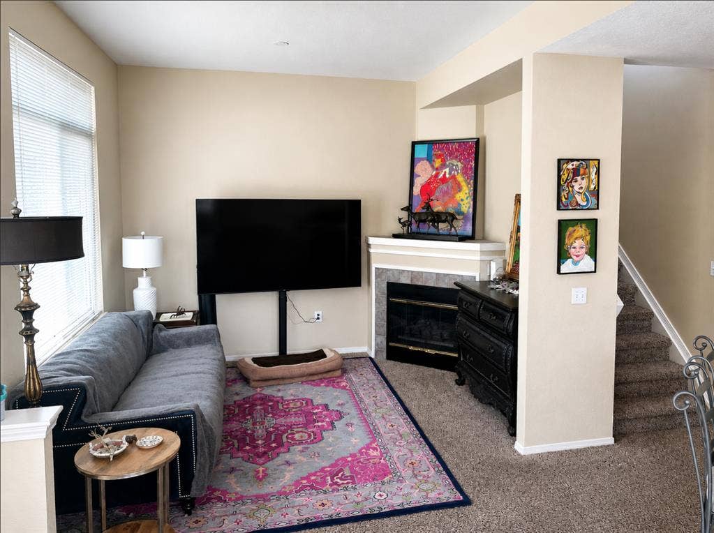 Beautiful large bedroom available