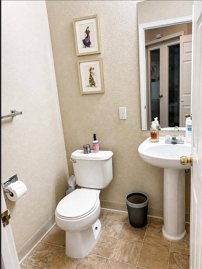 Beautiful large bedroom available