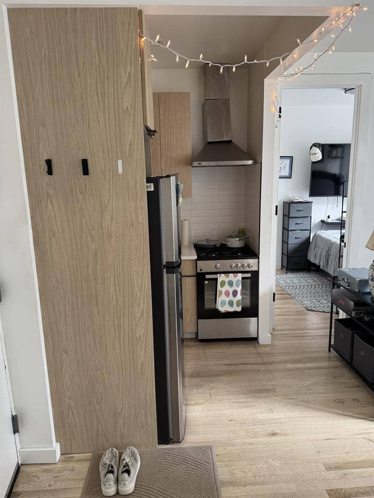 2 BR, 2 Bath, Washer/Dryer in Unit