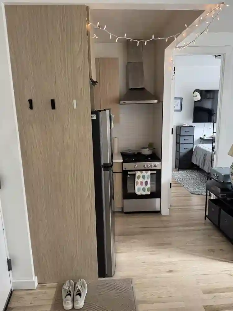2 BR, 2 Bath, Washer/Dryer in Unit