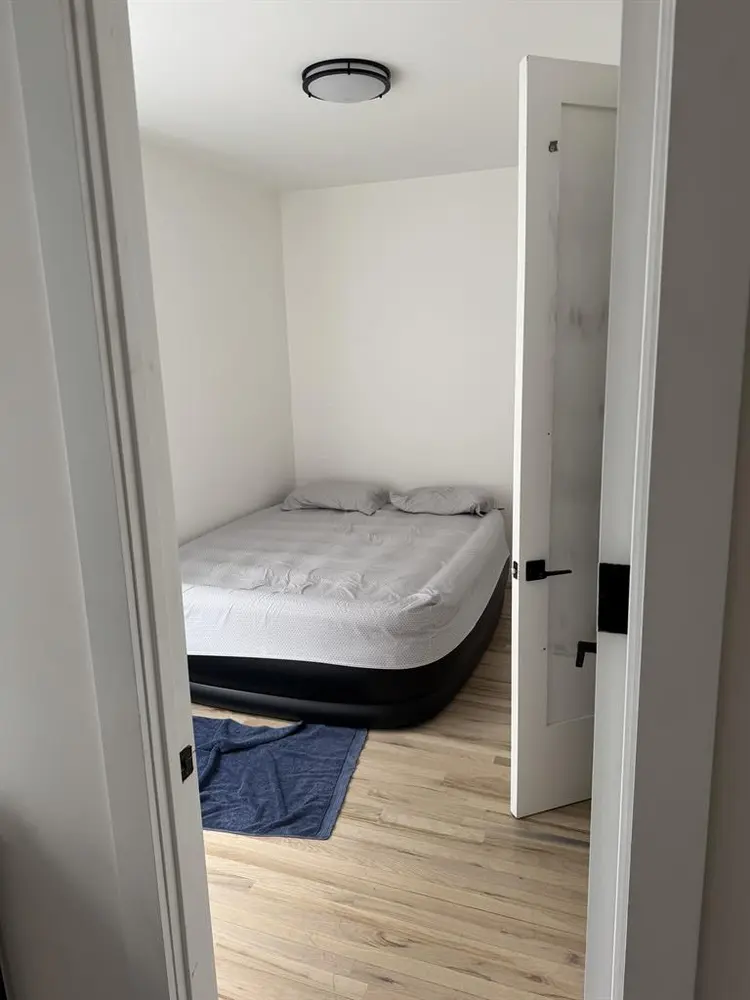 2 BR, 2 Bath, Washer/Dryer in Unit