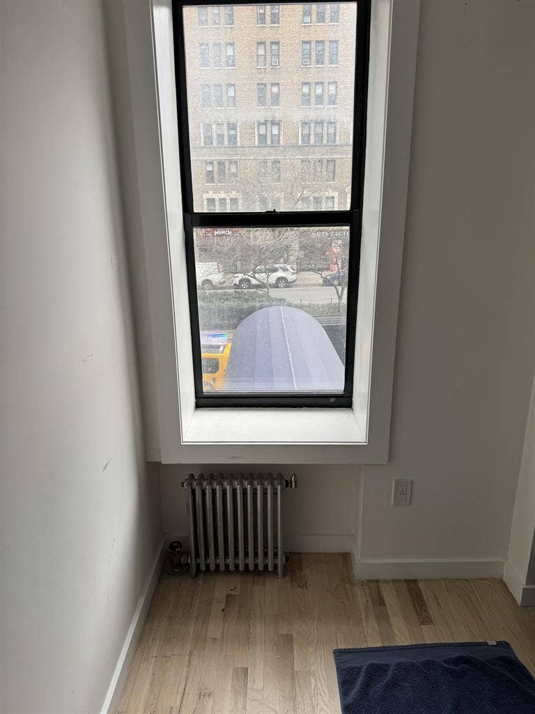 2 BR, 2 Bath, Washer/Dryer in Unit