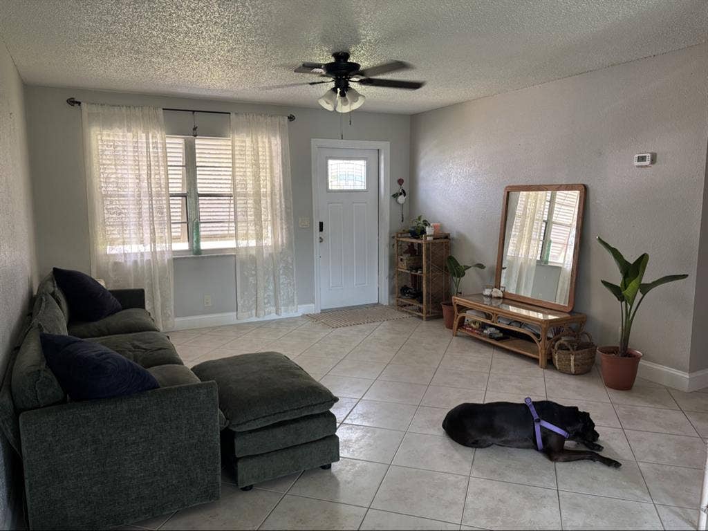 Shared Home ( Women Only)
