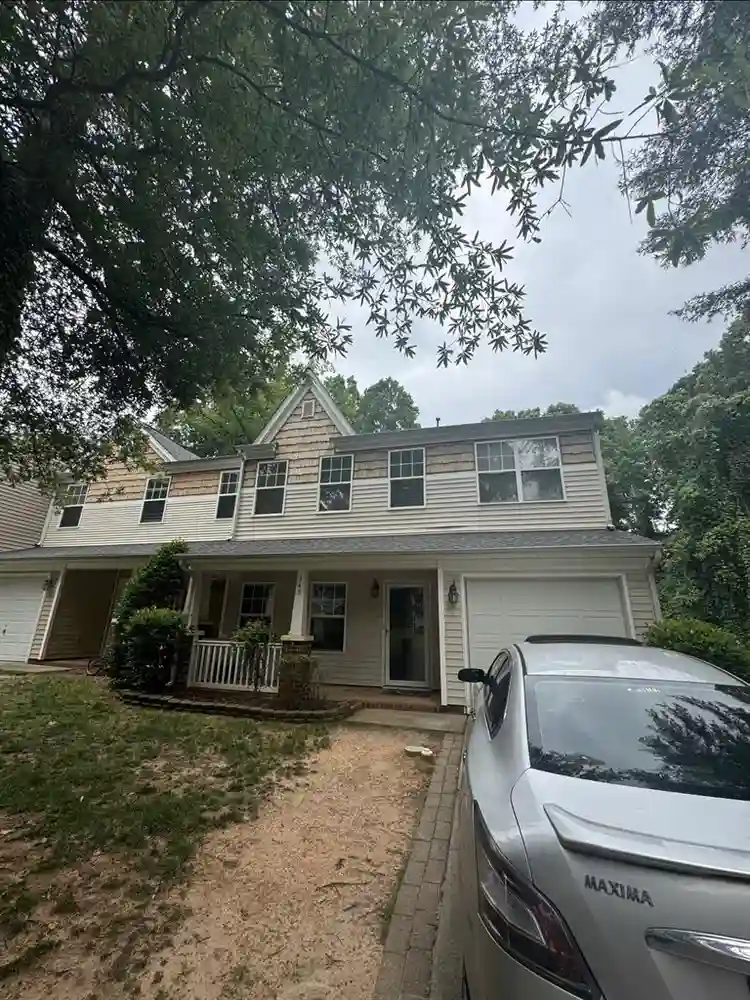 Room for rent in the LoSo area!