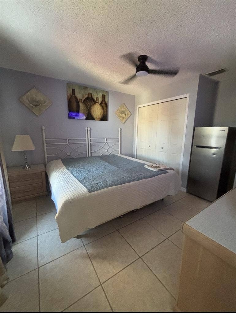 Cozy Fully Furnished Room