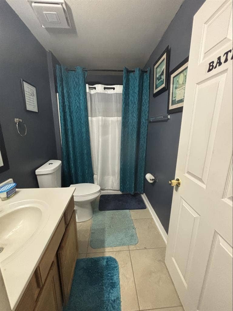 Cozy Fully Furnished Room