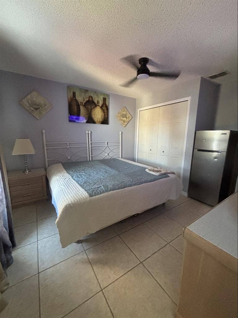 Cozy Fully Furnished Room