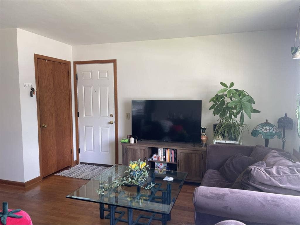 Room for rent in Eken Park!