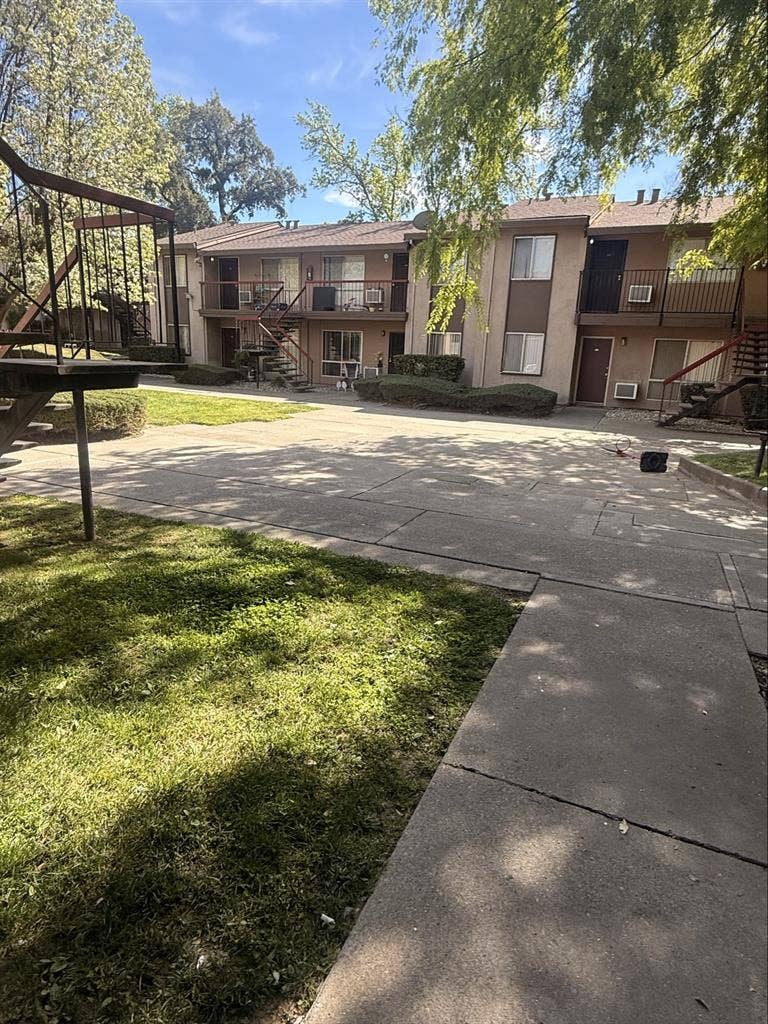 $700 a month room for rent ‼️