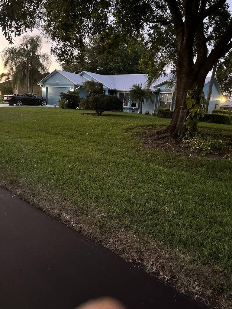 Beautiful home tradition area