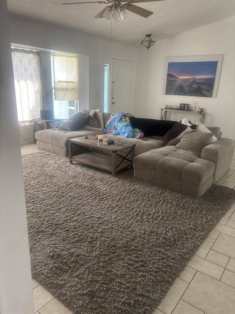 Beautiful home tradition area