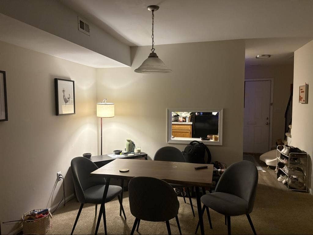Room for rent in Hampton VA