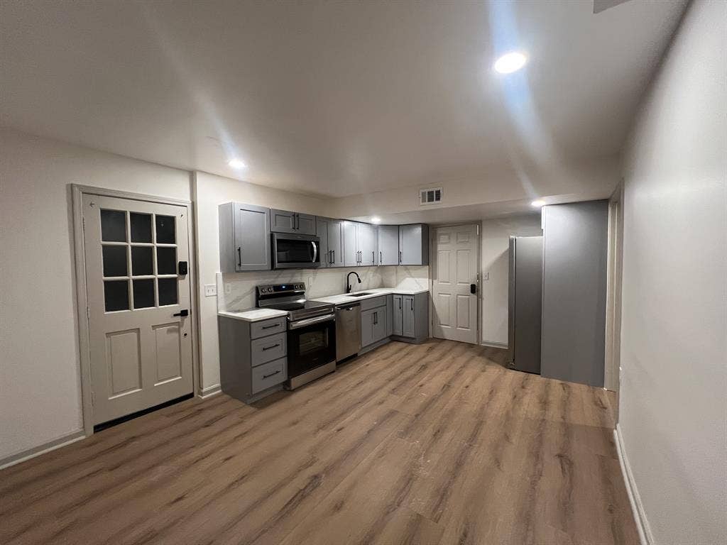Basement Apartment For Rent