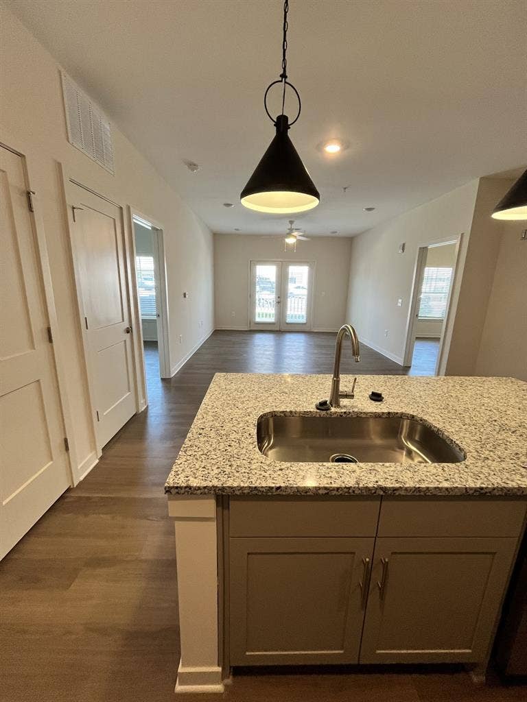 Roommate for 2 bed 2 bath
