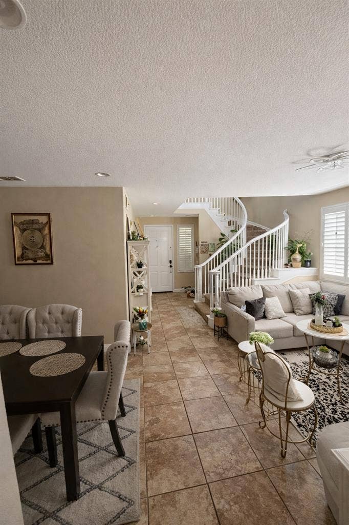 Fully Furnished Private Room 4 Rent