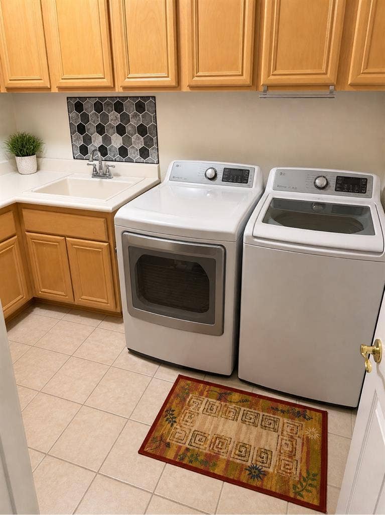 Fully Furnished Private Room 4 Rent