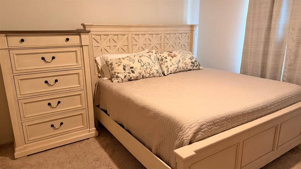 Furnished with private bathroom