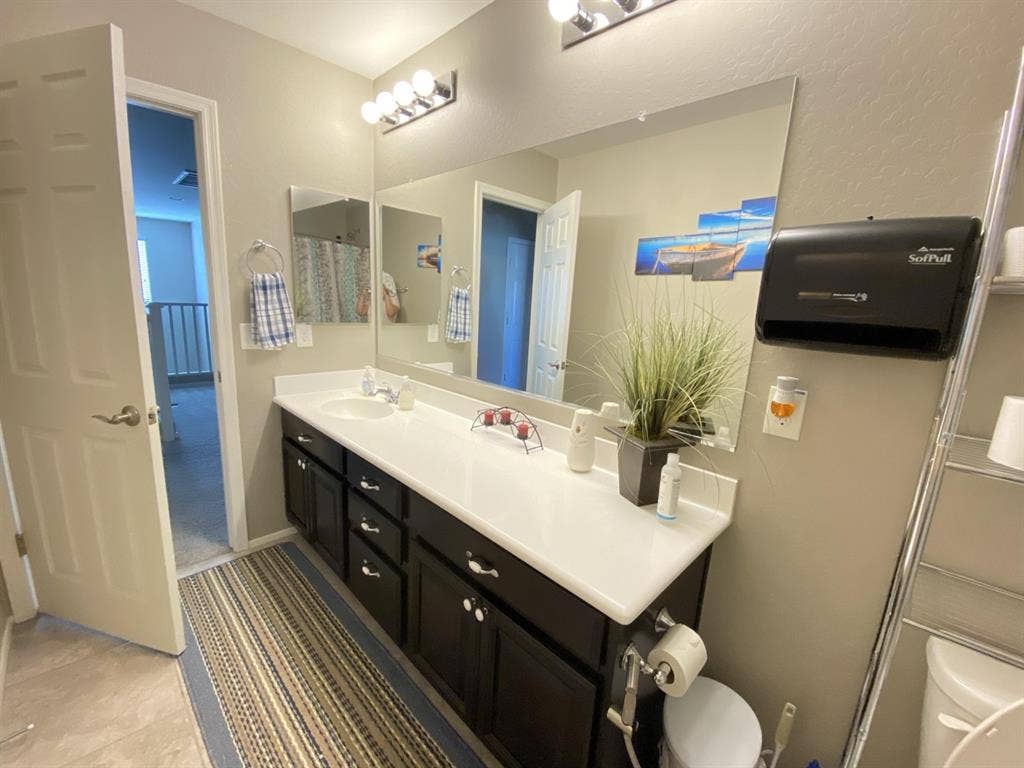 Private room for Rent