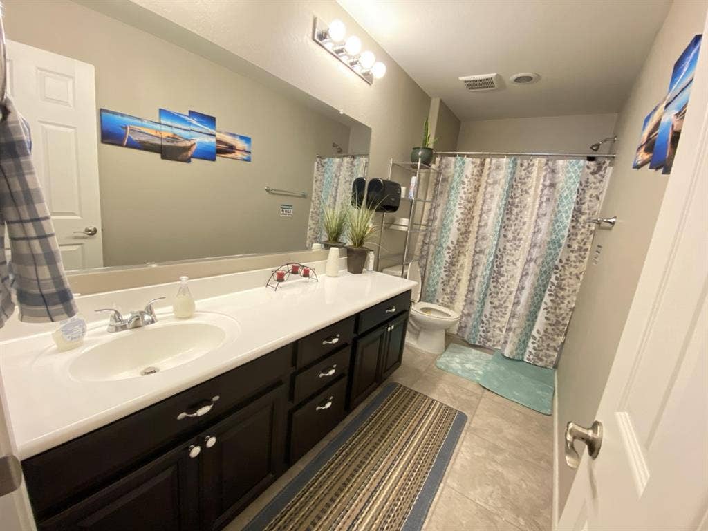 Private room for Rent