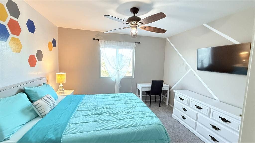 Private room for Rent