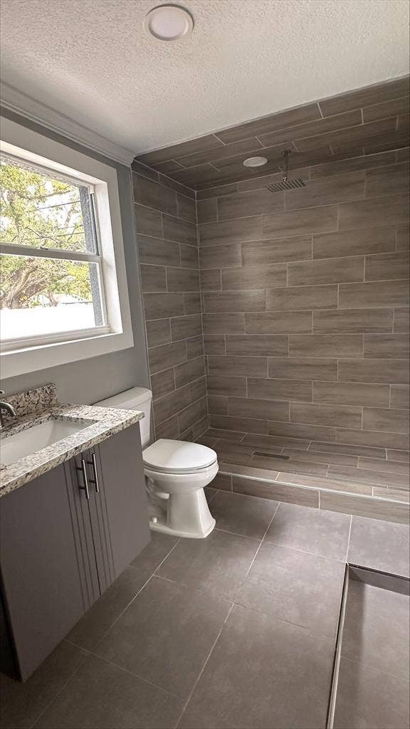 Rooms + Private Studio – Pool Home