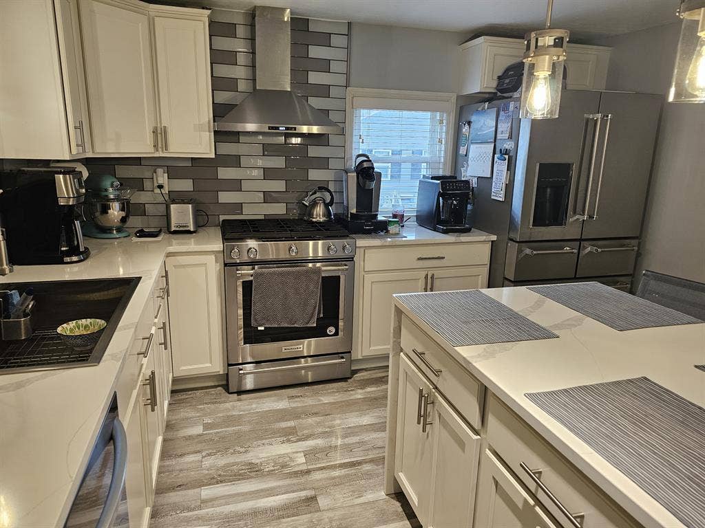 Nice Room for rent in nice house