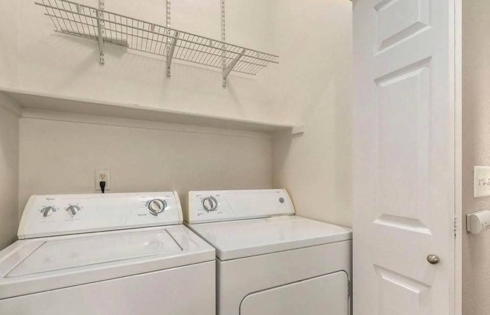 Private Room and Bathroom for Rent