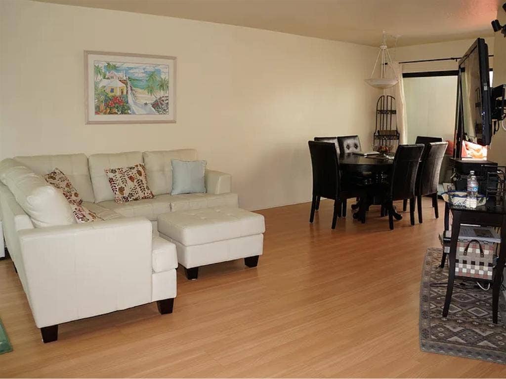 Sublease a room for summer