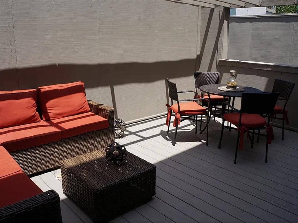 Sublease a room for summer